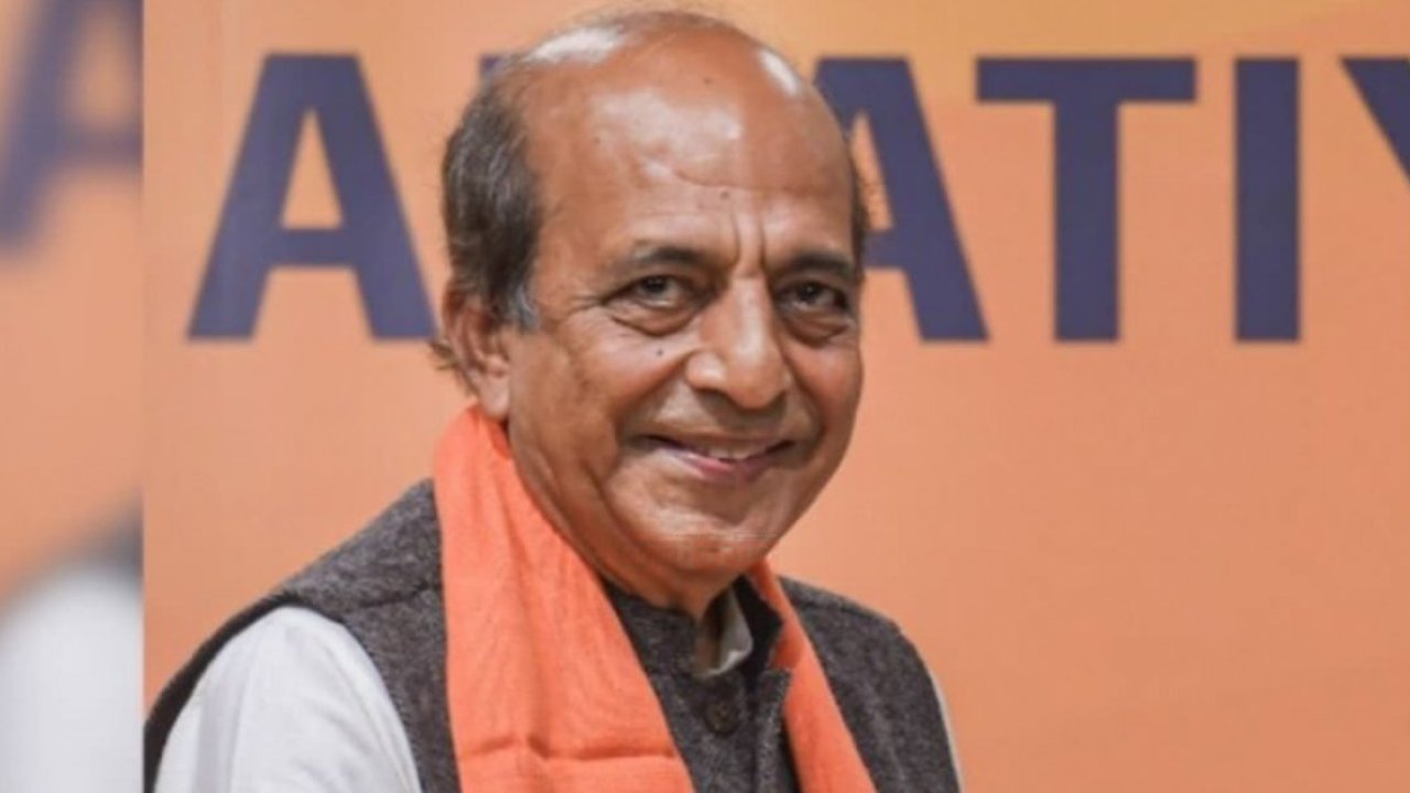 মহালয়ার অনুষ্ঠানে ঢাকেশ্বরী মন্দিরে ভারতীয় হাইকমিশনার দীনেশ ত্রিবেদী