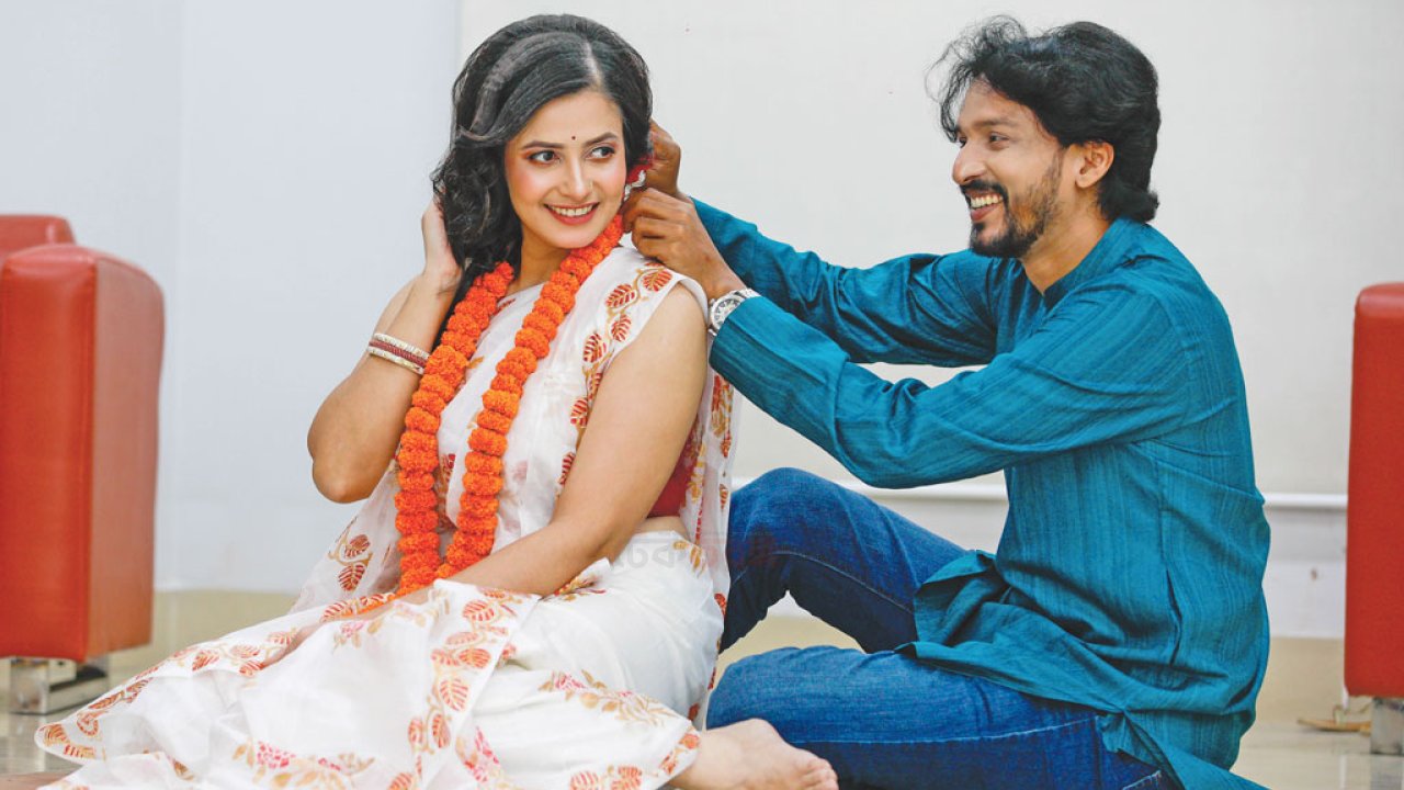 ষষ্ঠী থেকে দশমী ছড়িয়ে থাক ভালোবাসার অনুভব