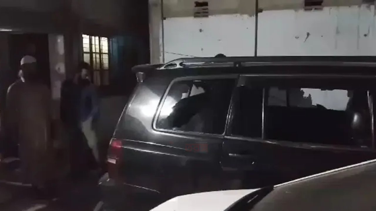 কুমিল্লায় জামায়াতের আমীর নির্বাচন ঘিরে দুই পক্ষের সংঘর্ষ, গাড়ি ভাঙচুর
