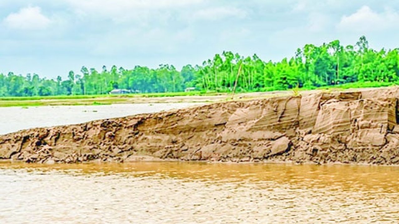 বসতভিটা মানুষদের সংখ্যা বৃদ্ধি পাচ্ছে, শহরে উদ্বেগের সঙ্কট