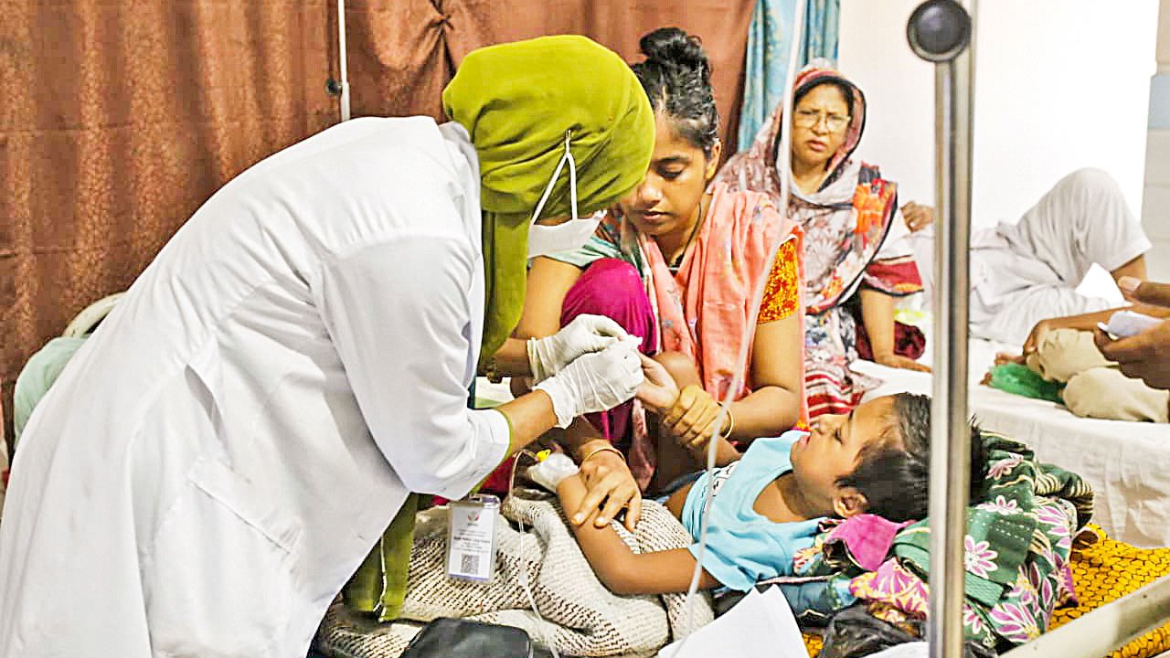 মানসম্মত হাসপাতালের জন্য দক্ষ নার্স ও স্বাস্থ্যকর্মীর জরুরি প্রয়োজন