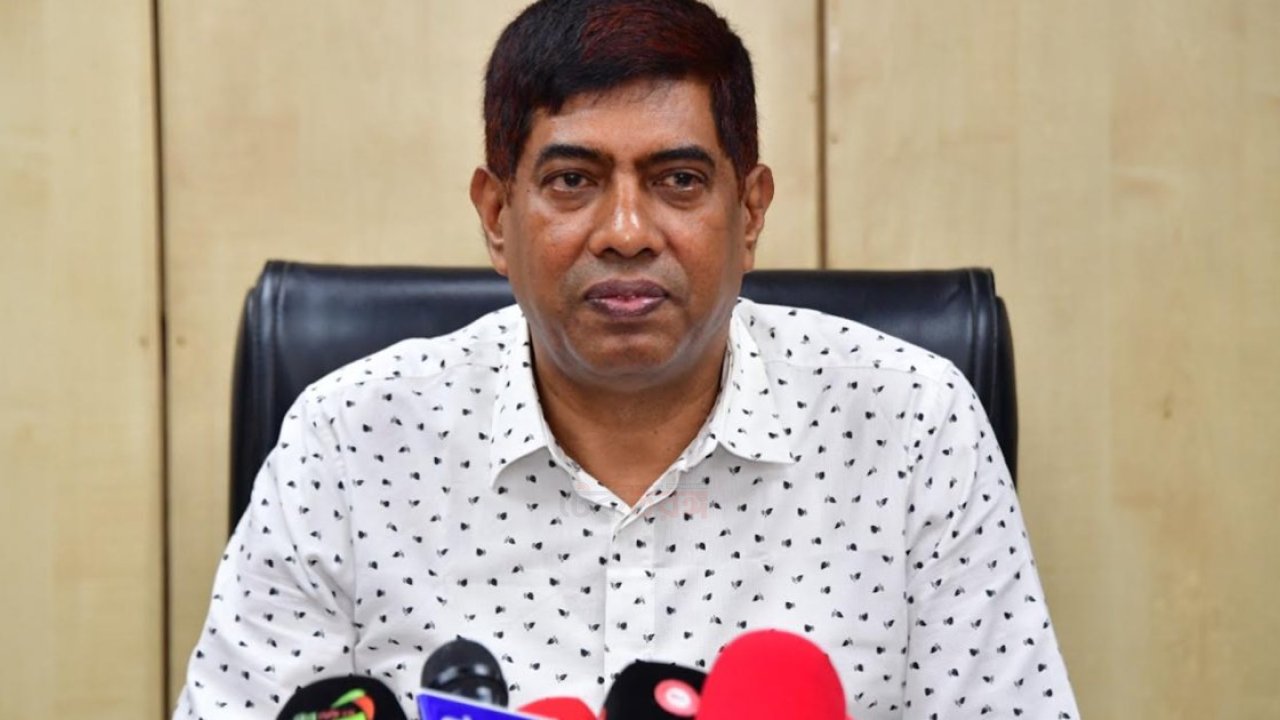 ইশরাকের বিরুদ্ধে ব্যবস্থা নিয়ে ডিবি প্রধানের বক্তব্য