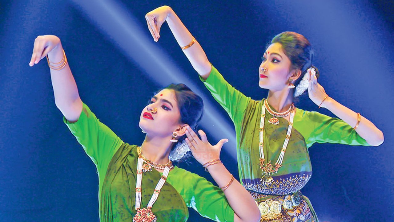 দীপ্ত ও দুরন্ত টিভিতে তিন দিনব্যাপী শারদোৎসব উদযাপন