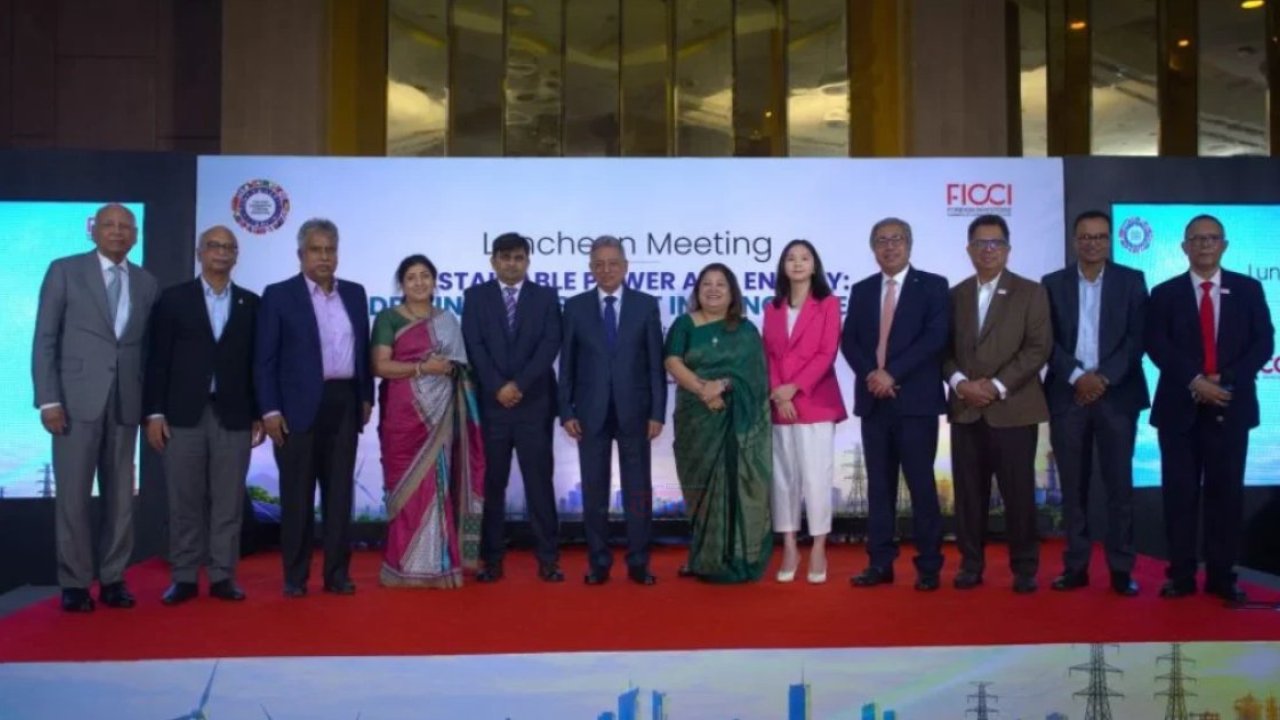 বিদেশি চেম্বার জ্বালানি নিরাপত্তা ও বিনিয়োগে জরুরি সংস্কার দাবি