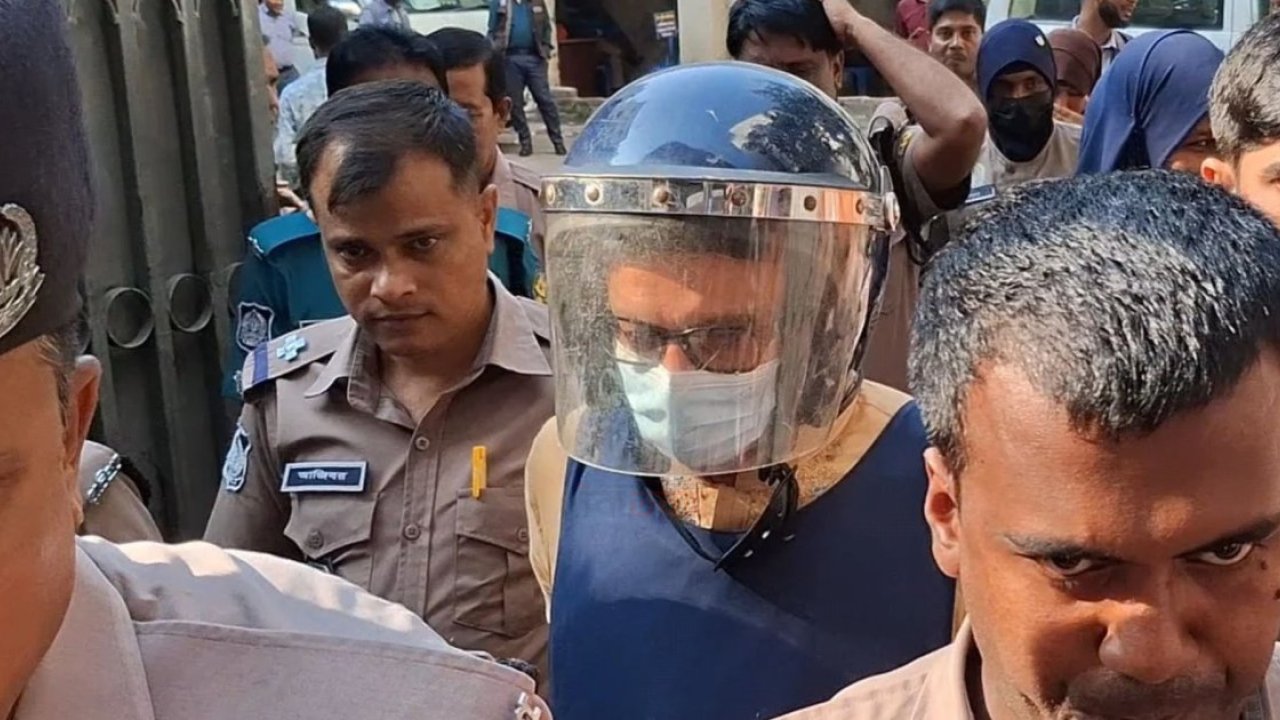 দিলীপ আগরওয়ালা এক দিনের রিমান্ডে আদালত আদেশ